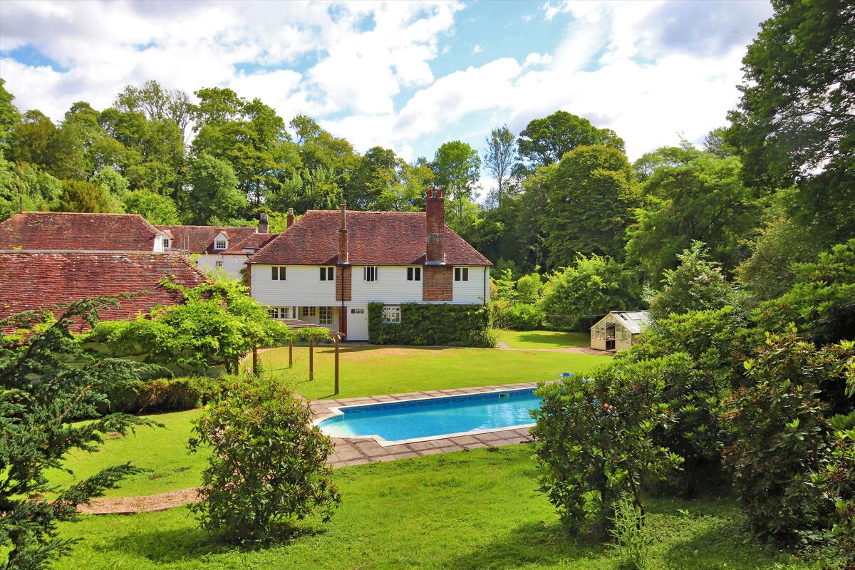 house for sale in Slip Mill Lane, Hawkhurst, Cranbrook, Kent, TN18