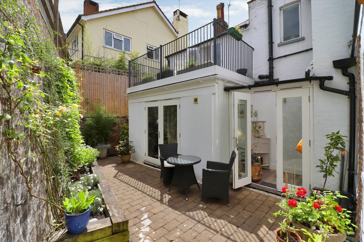 house for sale in Frant Road, Tunbridge Wells, Kent, TN2 TNW012044888