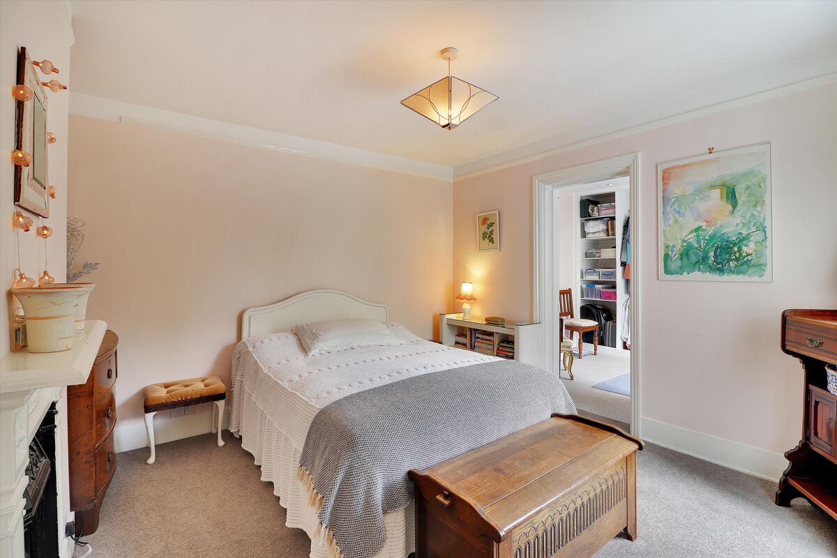 house for sale in Frant Road, Tunbridge Wells, Kent, TN2 TNW012044888