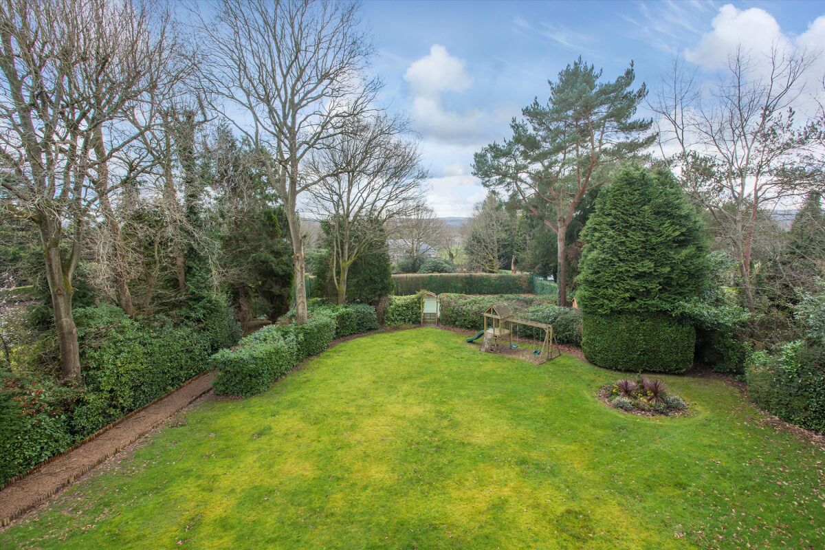 house for sale in Holmewood Ridge, Langton Green, Tunbridge Wells, Kent
