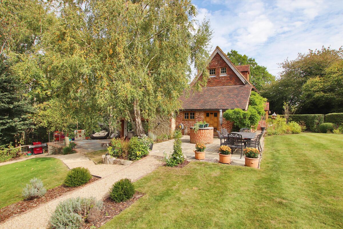 house for sale in Half Moon Lane, Tudeley, Tonbridge, Kent, TN11