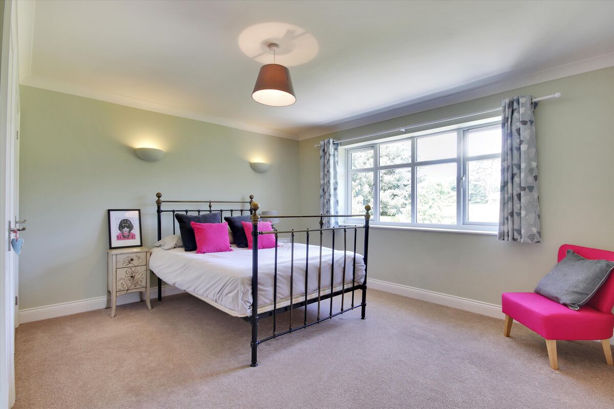 house for sale in Middle Drive, Maresfield, Uckfield, East Sussex, TN22