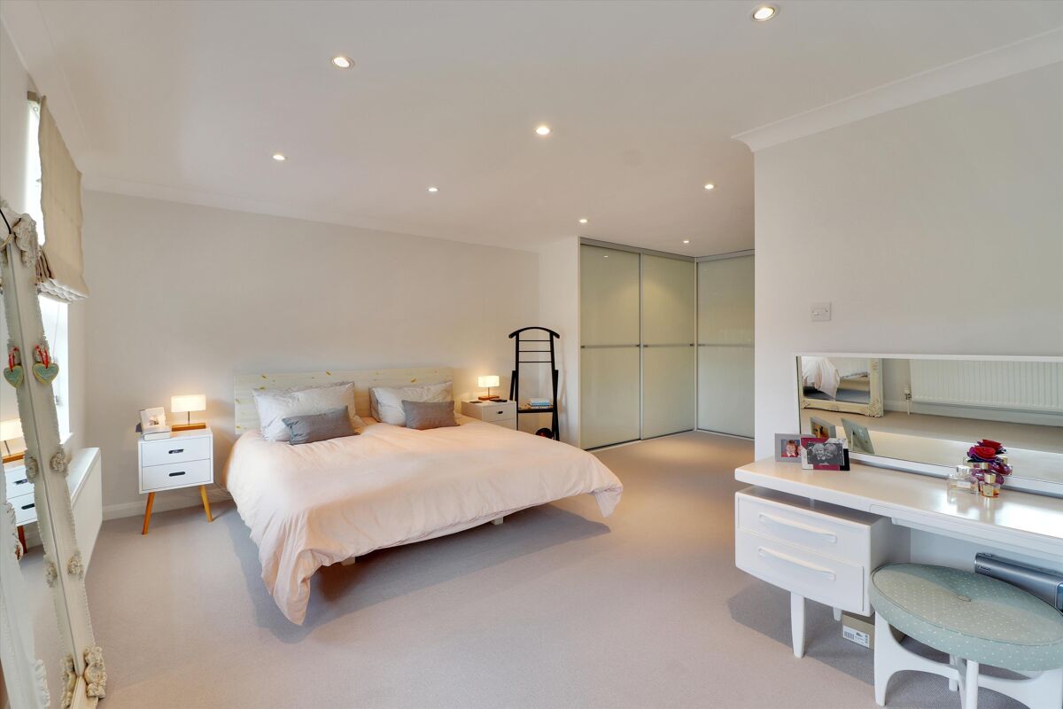 house for sale in Broadwater Rise, Tunbridge Wells, Kent, TN2