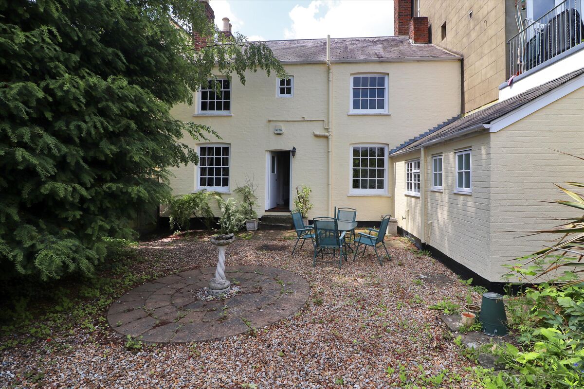 house for sale in Grosvenor Road, Tunbridge Wells, Kent, TN1