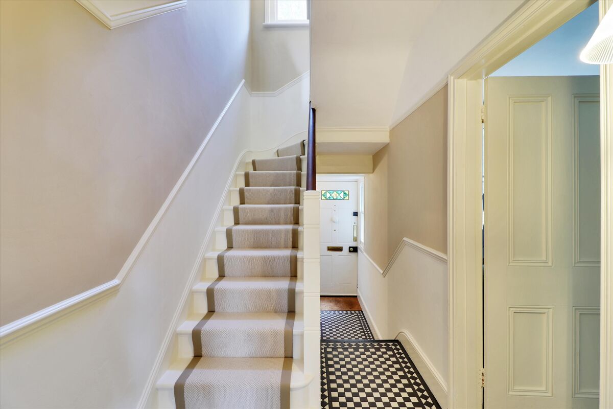 house for sale in Cumberland Walk, Tunbridge Wells, Kent, TN1