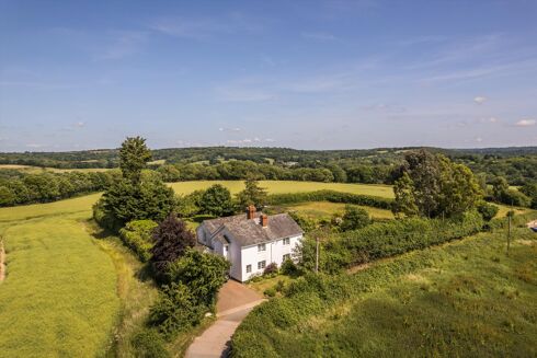 Picture of 7 bedroom house for sale.