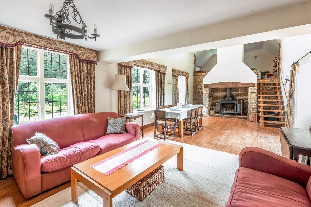 house for sale in Lewes Road, Chelwood Gate, Haywards Heath, East Sussex, RH17 TNW012122066