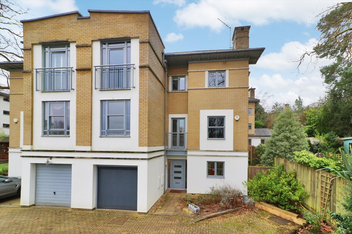 house for sale in Linden Fields, Tunbridge Wells, Kent, TN2