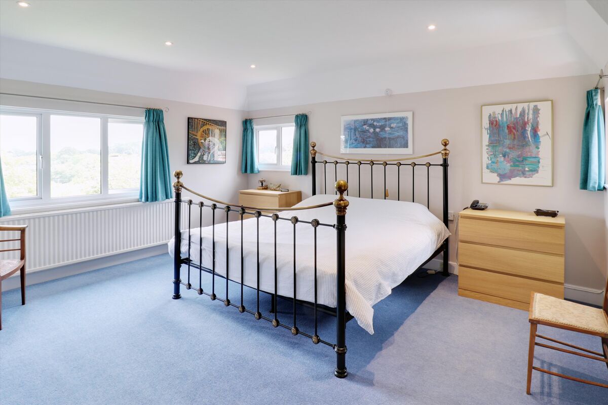 house for sale in Ladham Road, Goudhurst, Cranbrook, Kent, TN17