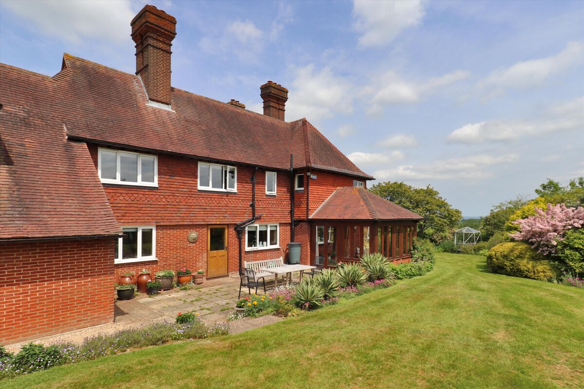 house for sale in Ladham Road, Goudhurst, Cranbrook, Kent, TN17