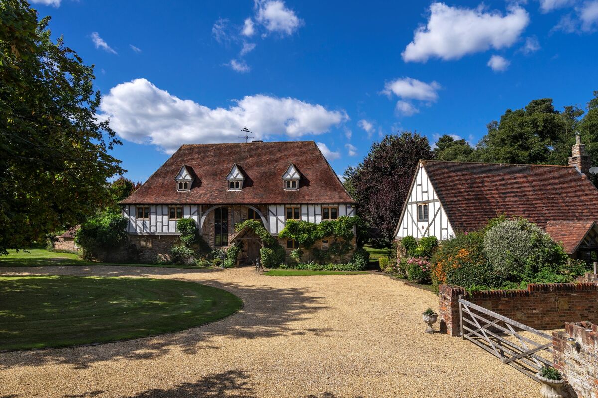 house for sale in Hartfield, East Sussex, TN7 TNW012163042 Knight Frank