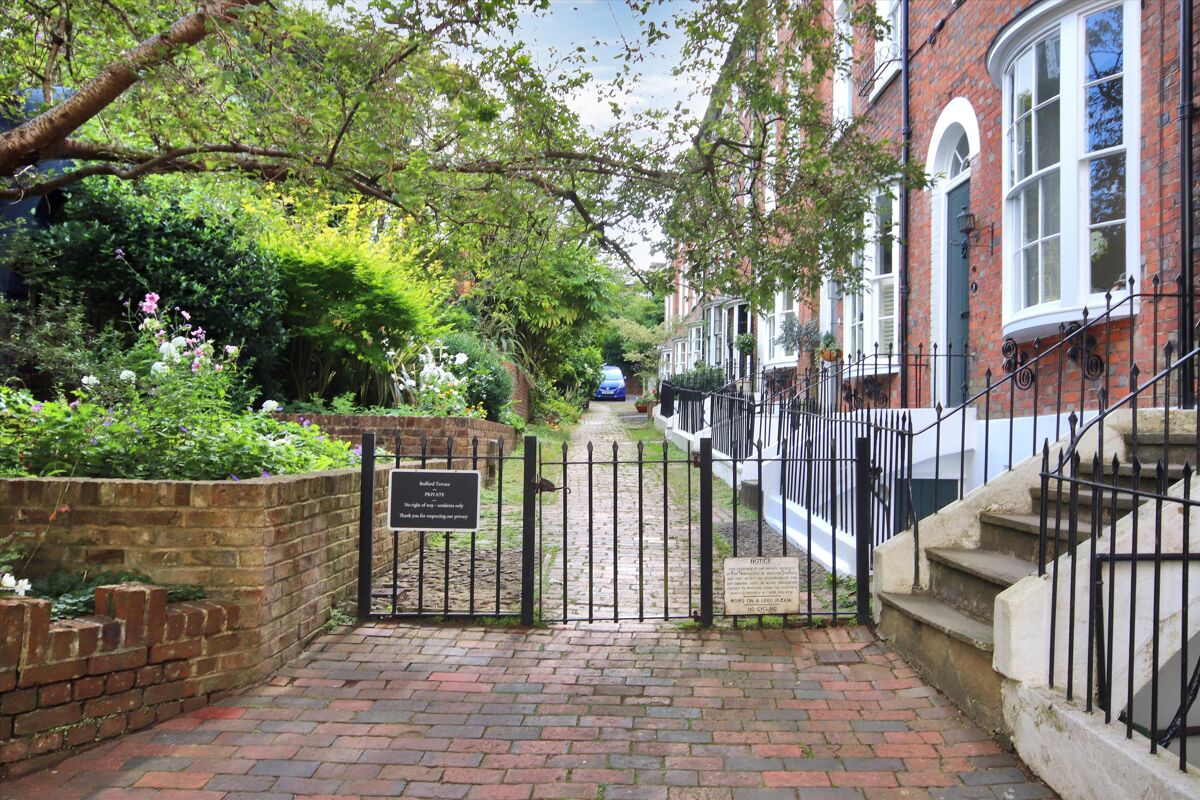 townhouse for sale in Bedford Terrace, Tunbridge Wells, Kent, TN1
