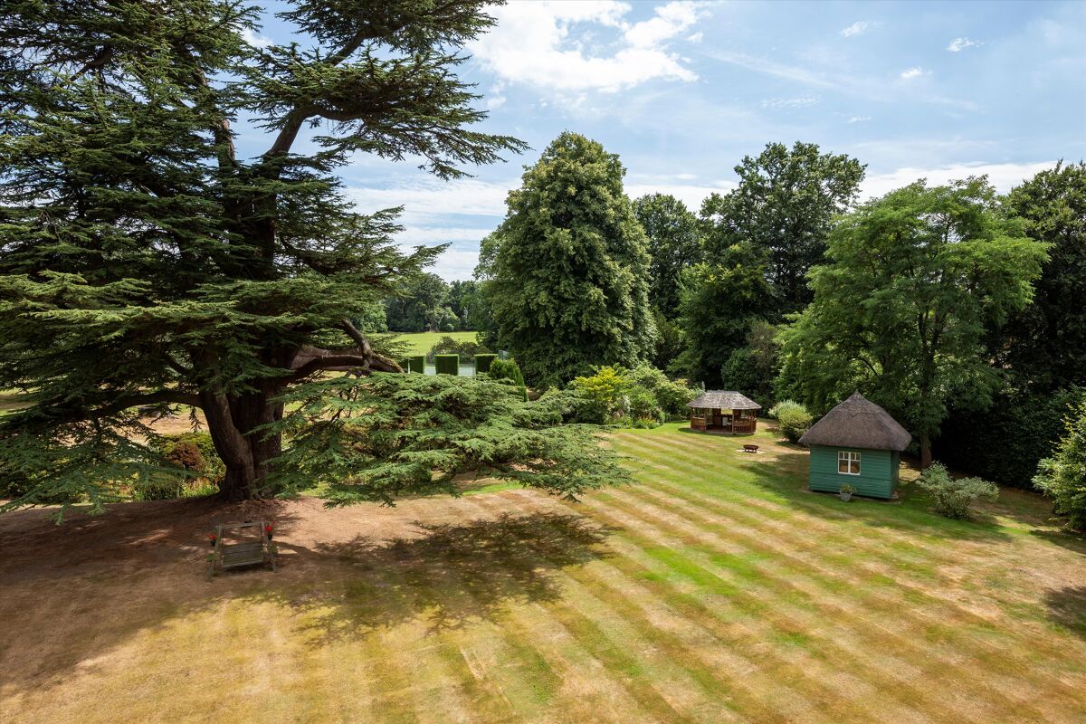 house for sale in Ashurst Wood, East Grinstead, East Sussex, RH19