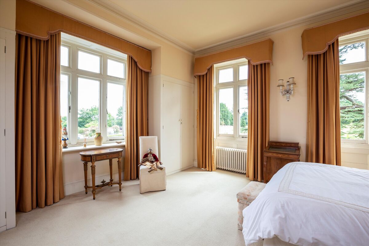 house for sale in Ashurst Wood, East Grinstead, East Sussex, RH19