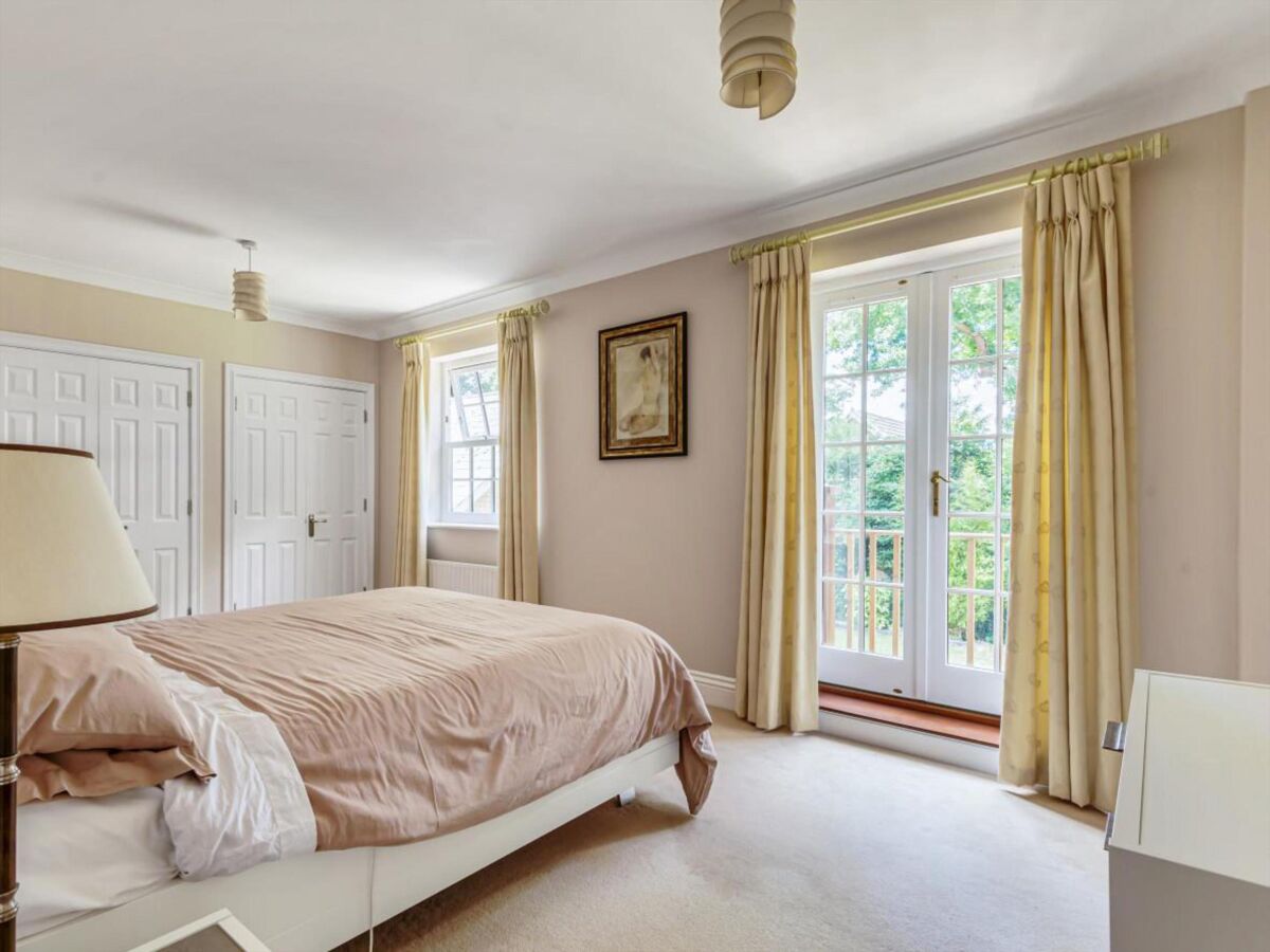 house for sale in Linden Gardens, Tunbridge Wells, Kent, TN2