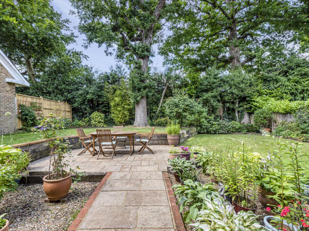 house for sale in Linden Gardens, Tunbridge Wells, Kent, TN2