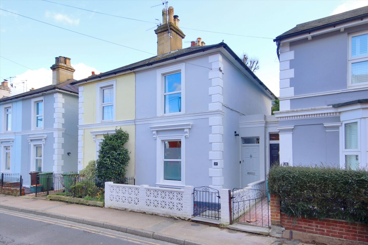 house for sale in Calverley Street, Tunbridge Wells, Kent, TN1