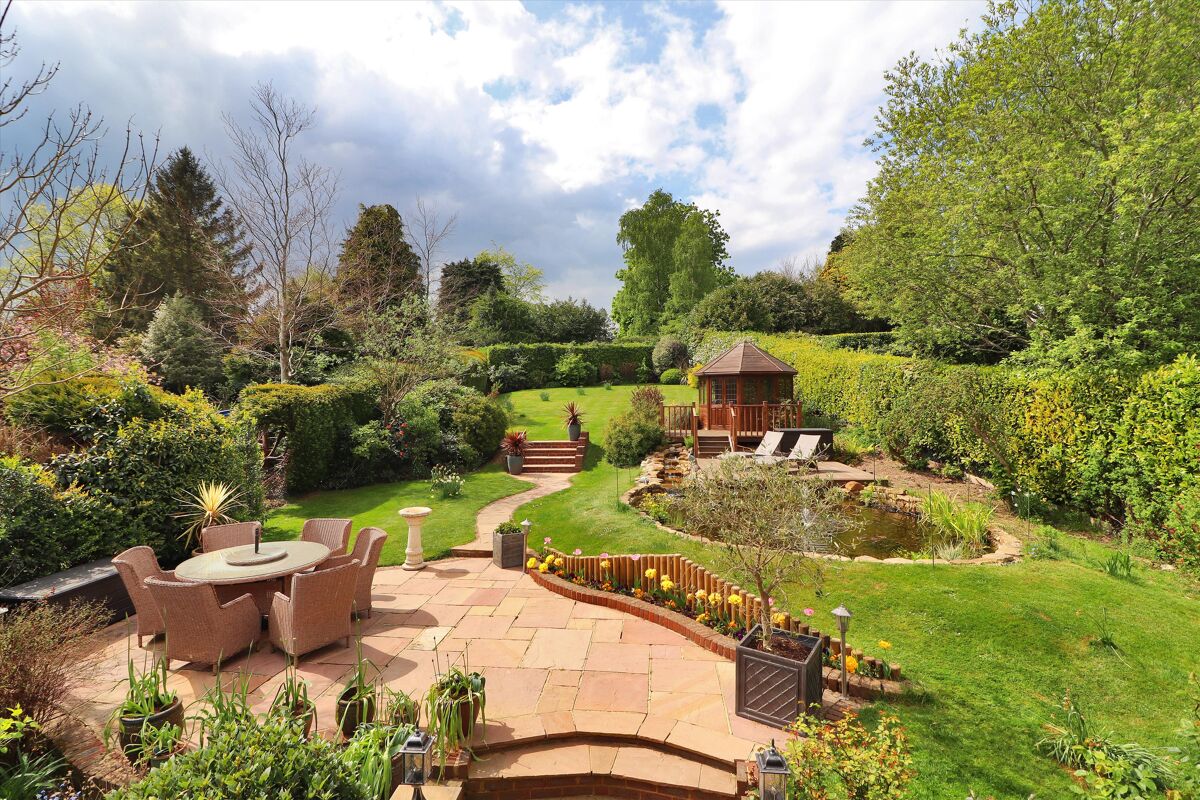 house for sale in Harland Way, Southborough, Tunbridge Wells, Kent, TN4