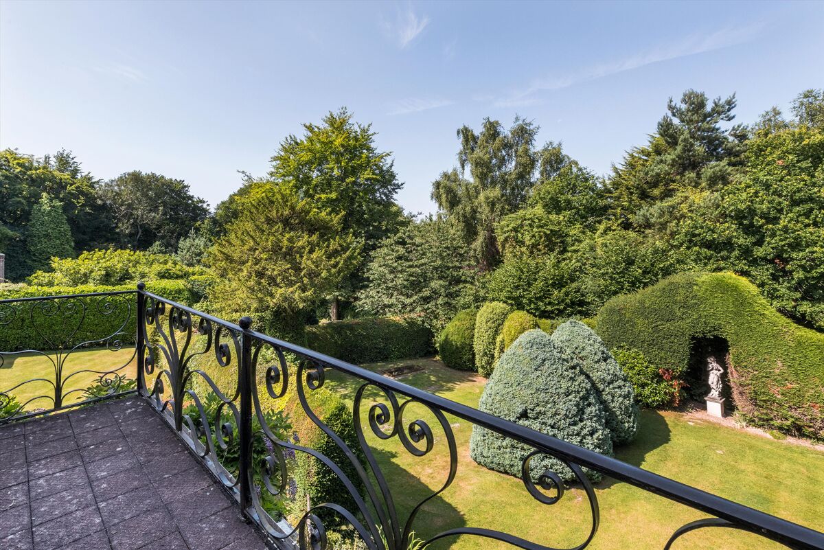 house for sale in London Road, Crowborough, East Sussex, TN6