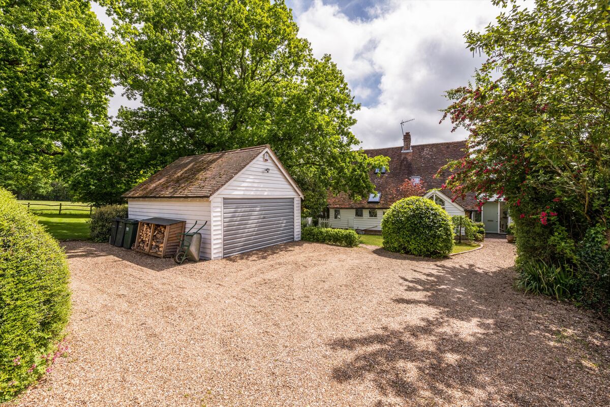 house for sale in Shovers Green, Wadhurst, East Sussex, TN5