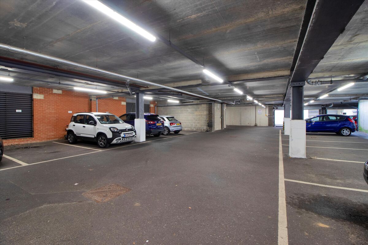 flat for sale in York Road, Tunbridge Wells, Kent, TN1 TNW012232580 Knight Frank