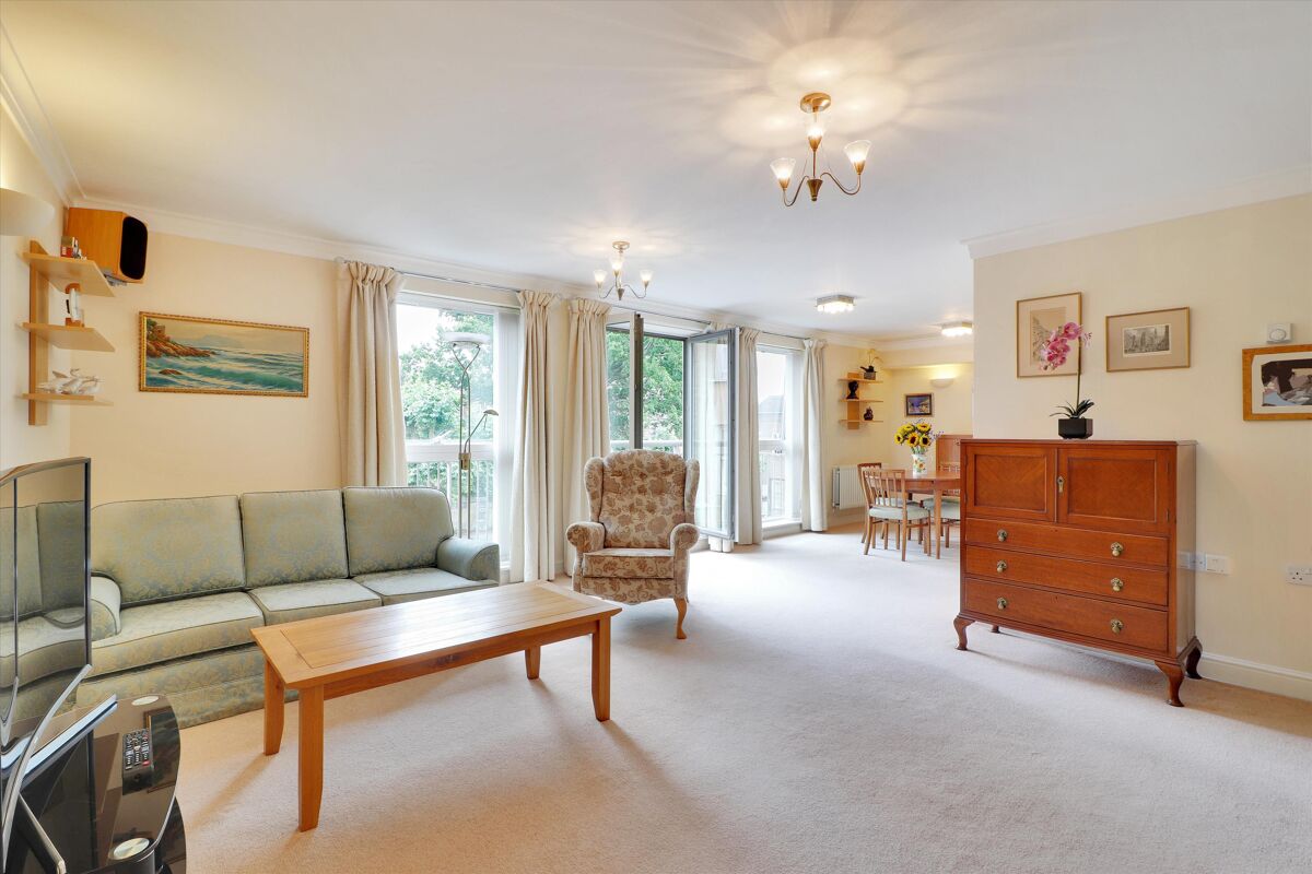 flat for sale in York Road, Tunbridge Wells, Kent, TN1 TNW012232580