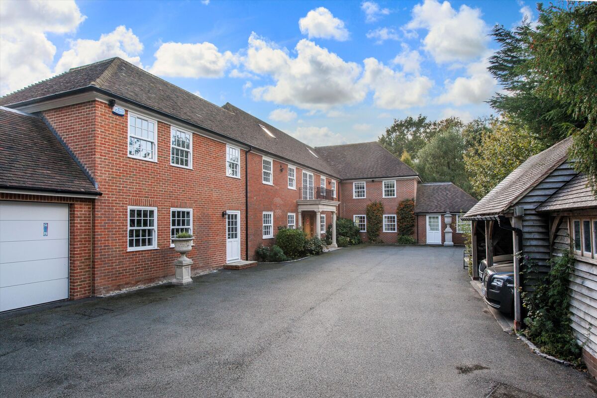 house for sale in Broom Lane, Langton Green, Tunbridge Wells, Kent, TN3