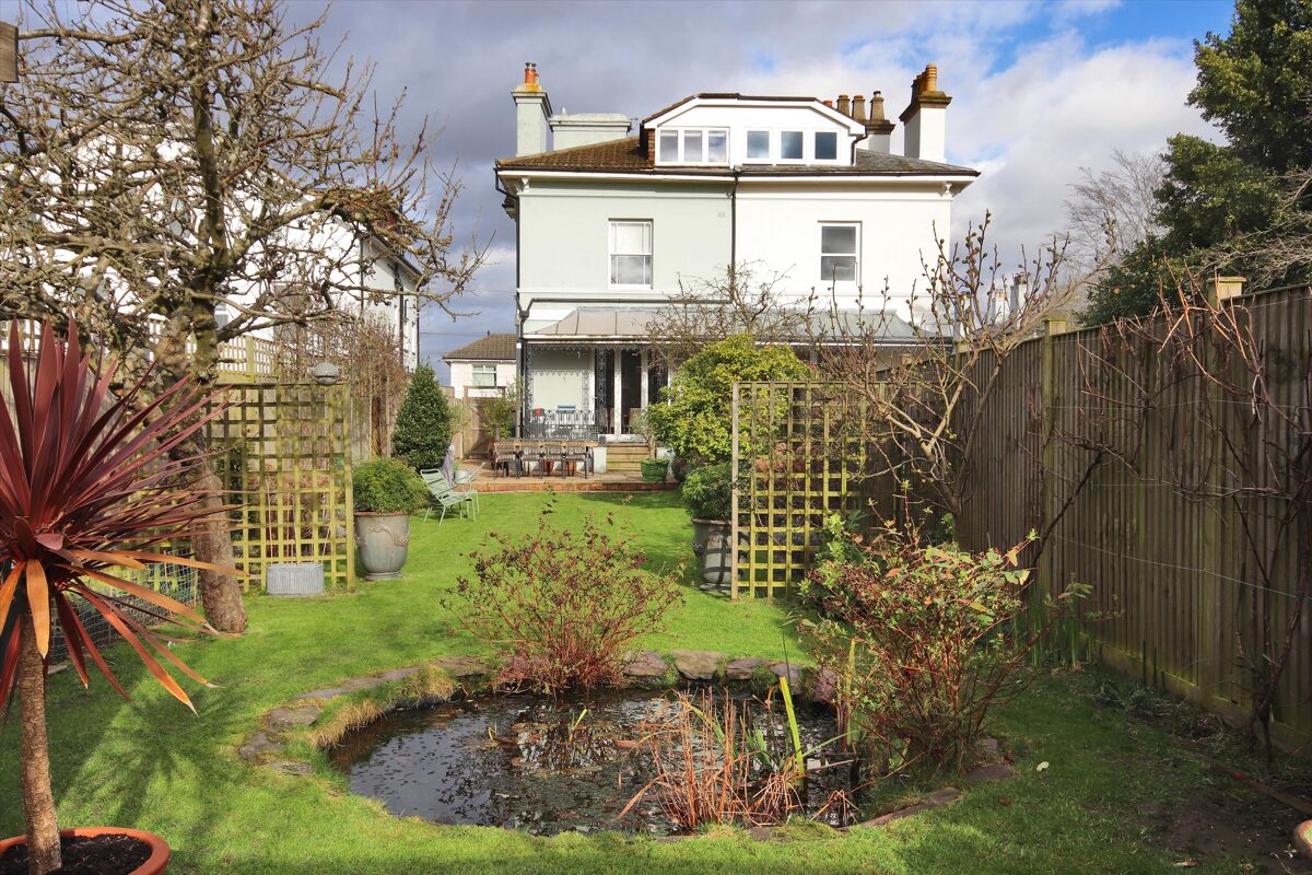 house for sale in Beulah Road, Tunbridge Wells, Kent, TN1