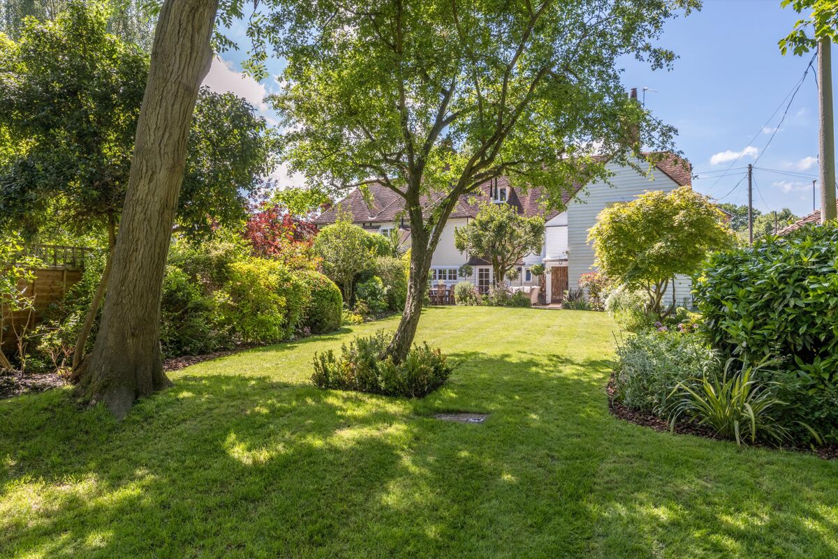 house for sale in High Street, Staplehurst, Tonbridge, Kent, TN12