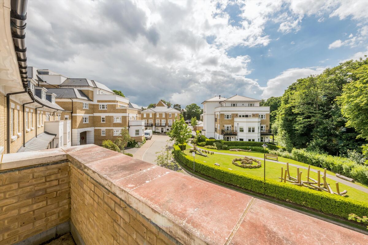 house for sale in Huntingdon Avenue, Tunbridge Wells, Kent, TN4