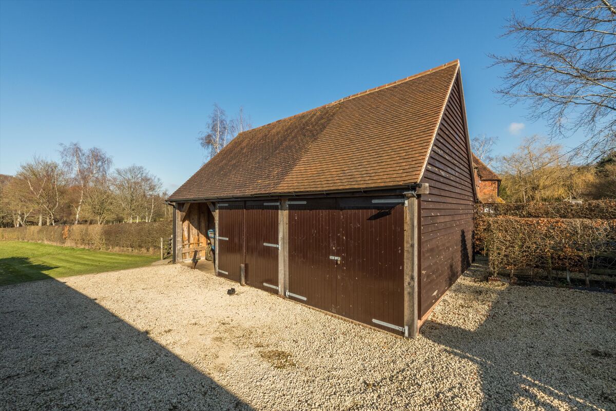 house for sale in Ladham Road, Goudhurst, Cranbrook, Kent, TN17