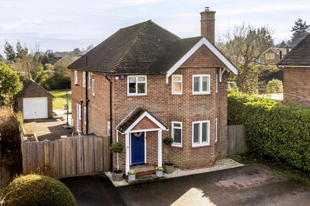 house for sale in Amberleaze Drive, Pembury, Tunbridge Wells, Kent, TN2