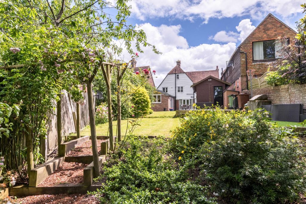Image of Town Hill, Lamberhurst, Tunbridge Wells, Kent, TN3