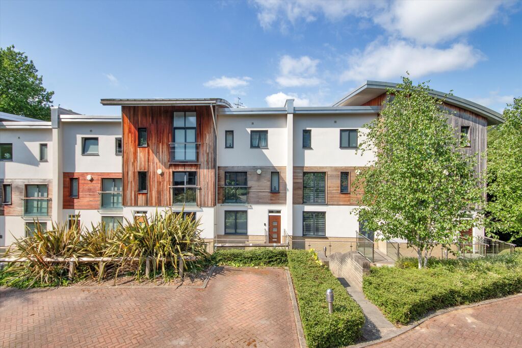 Image of Kentish Gardens, Tunbridge Wells, Kent, TN2