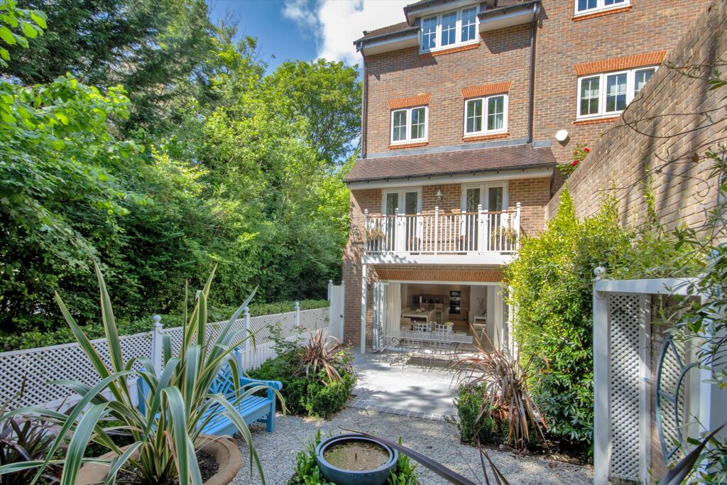 Image of Huntingdon Avenue, Tunbridge Wells, Kent, TN4