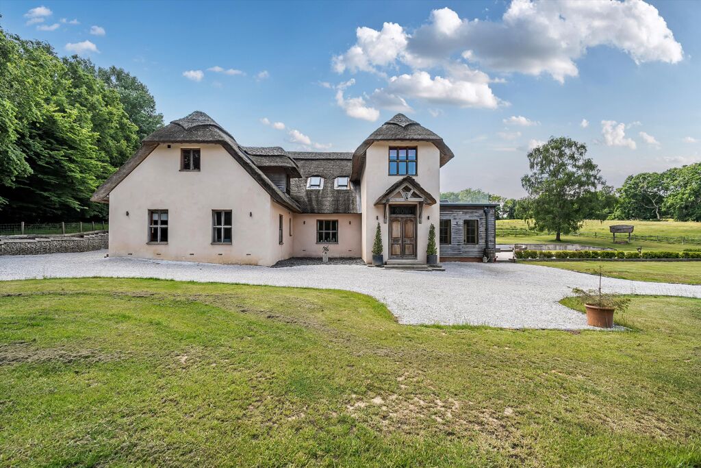 Image of London Road, Battle, East Sussex TN33