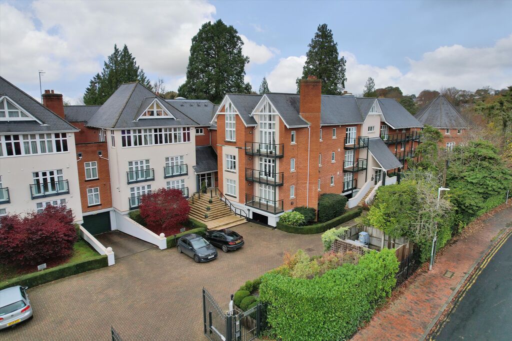 Image of Cedar House, Warberry Park Gardens, Tunbridge Wells, Kent, TN4