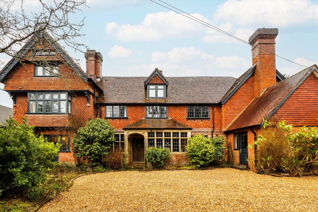 Image of Plawhatch Lane, Sharpthorne, East Grinstead, East Sussex, RH19