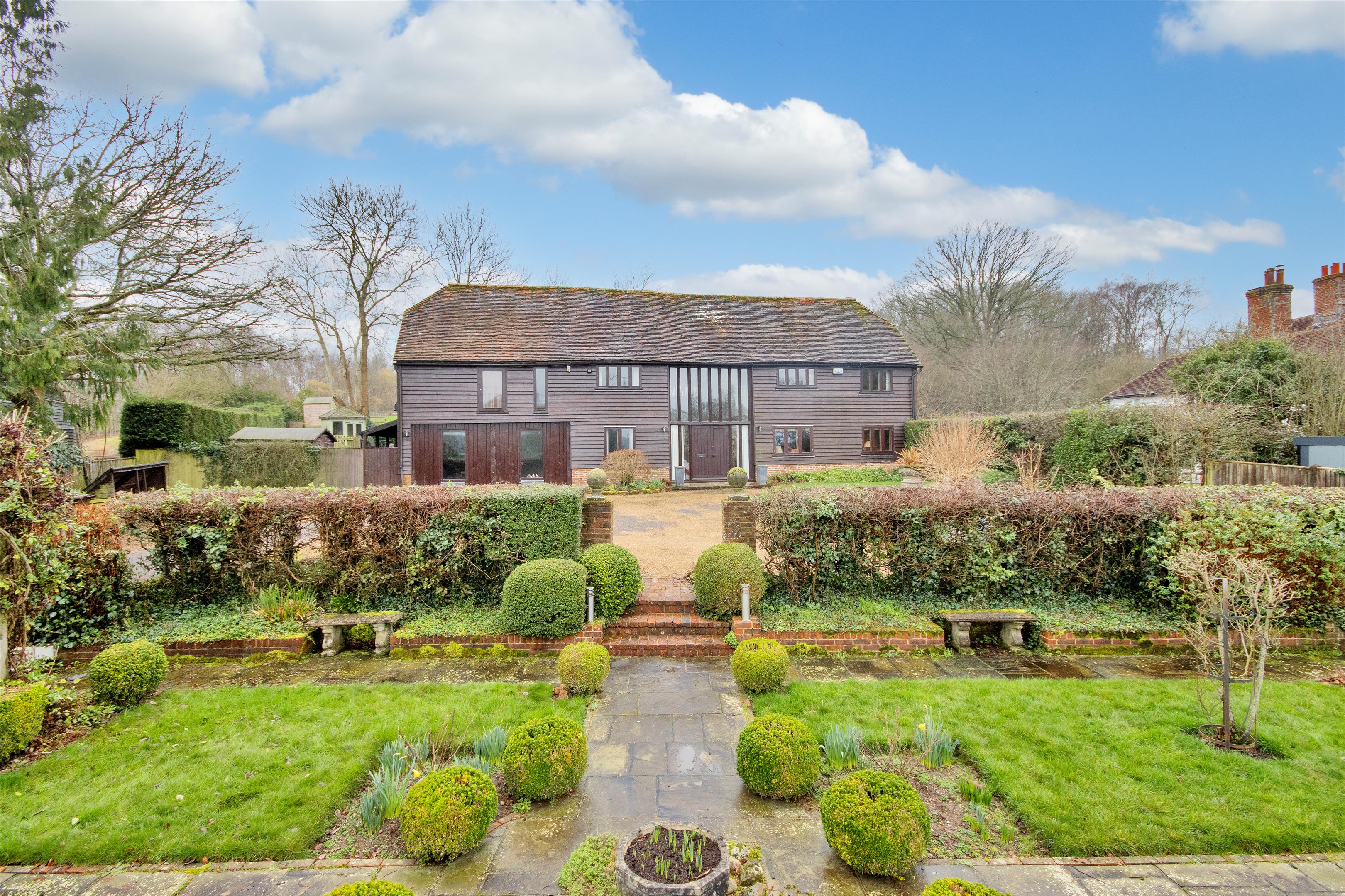 Knight Frank Property tnw012577012