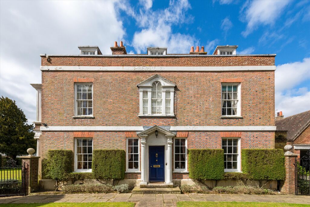 Image of The Moor, Hawkhurst, Kent TN18