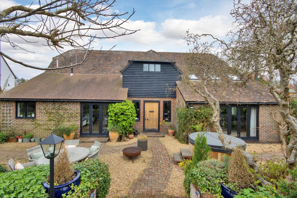 Image of Maidstone Road, Matfield, Tonbridge, Kent TN12