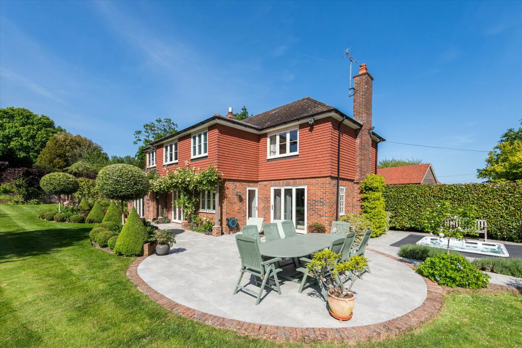 Image of Grovehurst Lane, Horsmonden, Tonbridge, Kent TN12