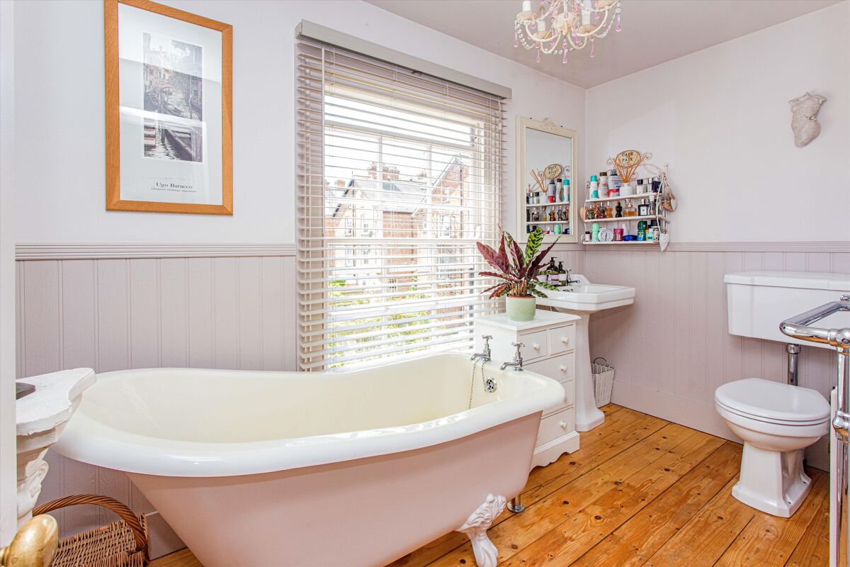 house for sale in Grove Hill Road, Tunbridge Wells, Kent, TN1