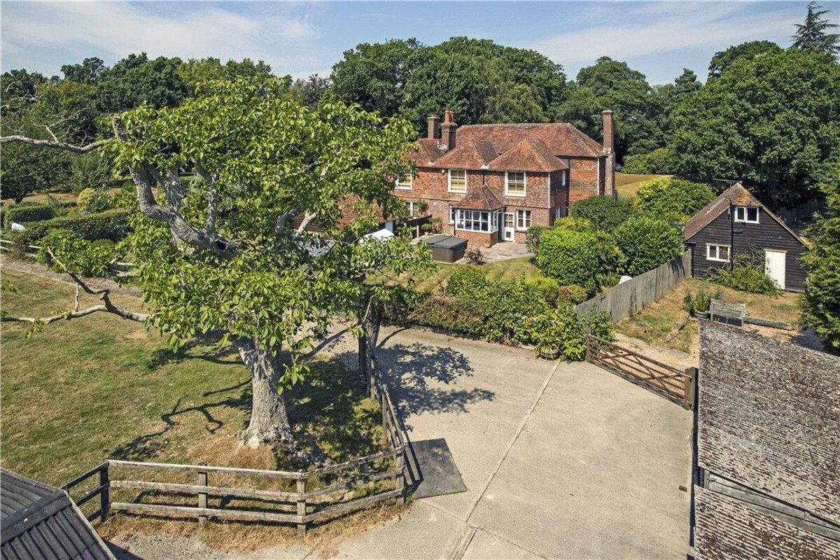 house for sale in Stream Lane, Hawkhurst, Cranbrook, Kent, TN18