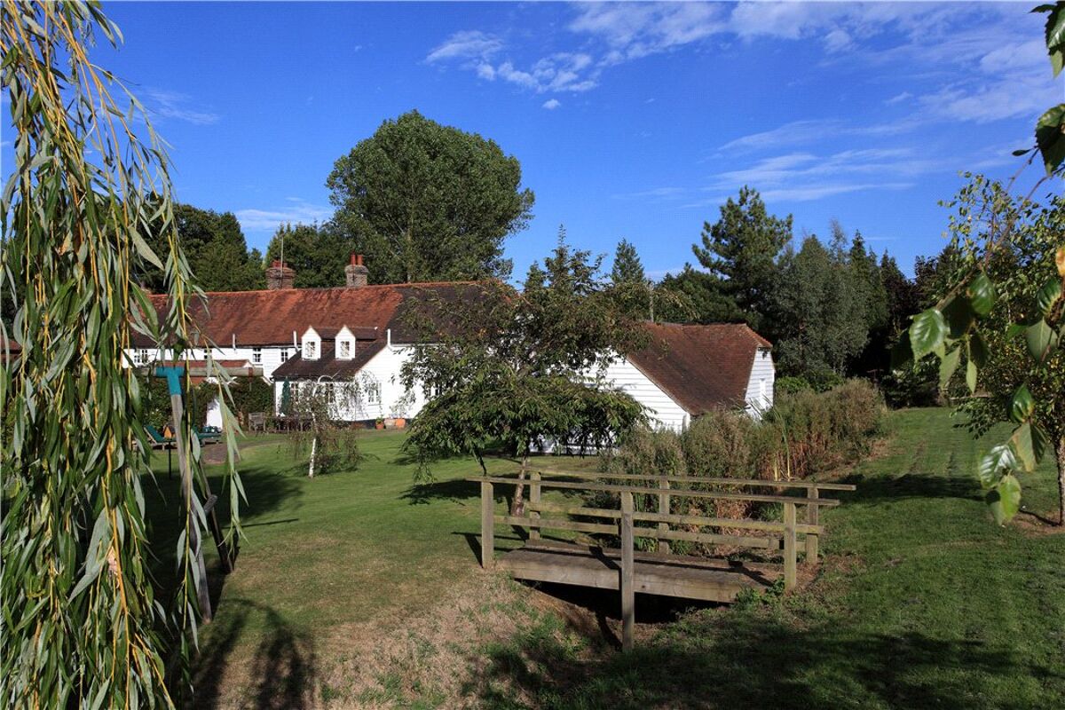 house for sale in Dodges Farm Cottages, Goudhurst Road, Marden