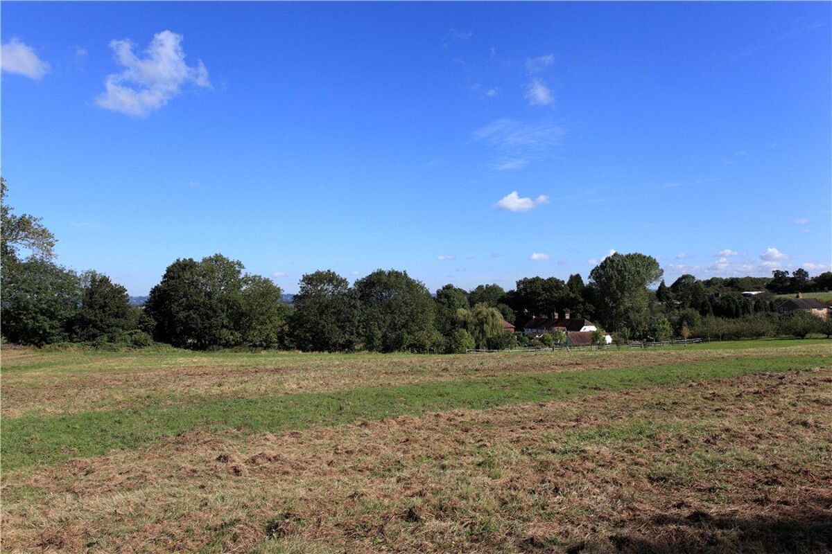 house for sale in Dodges Farm Cottages, Goudhurst Road, Marden