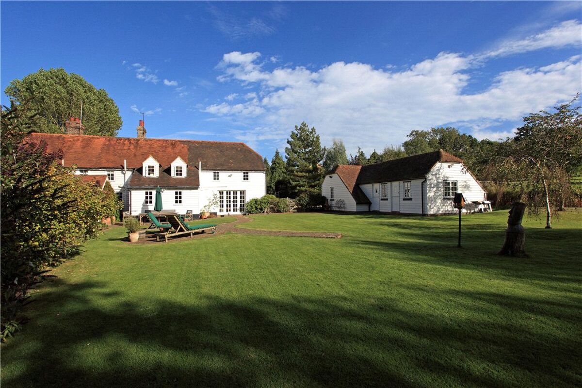 house for sale in Dodges Farm Cottages, Goudhurst Road, Marden