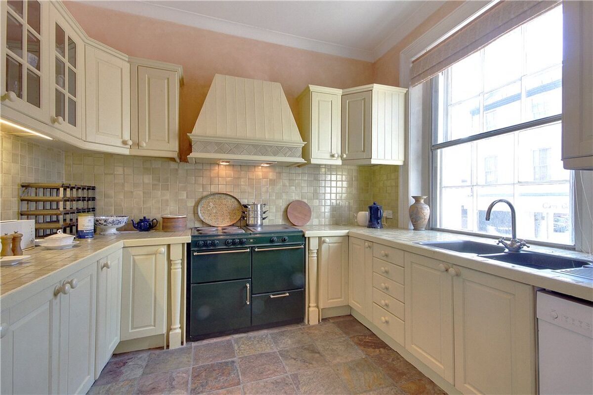 house for sale in Calverley Park Crescent, Tunbridge Wells, Kent, TN1