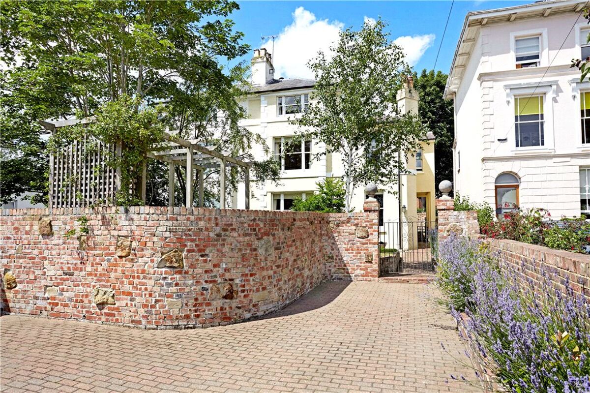 house for sale in Upper Grosvenor Road, Tunbridge Wells, Kent, TN1