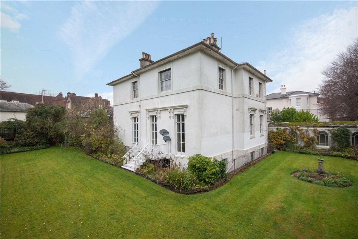 house for sale in Clarence Road, Tunbridge Wells, Kent, TN1 TNW140351 Knight Frank